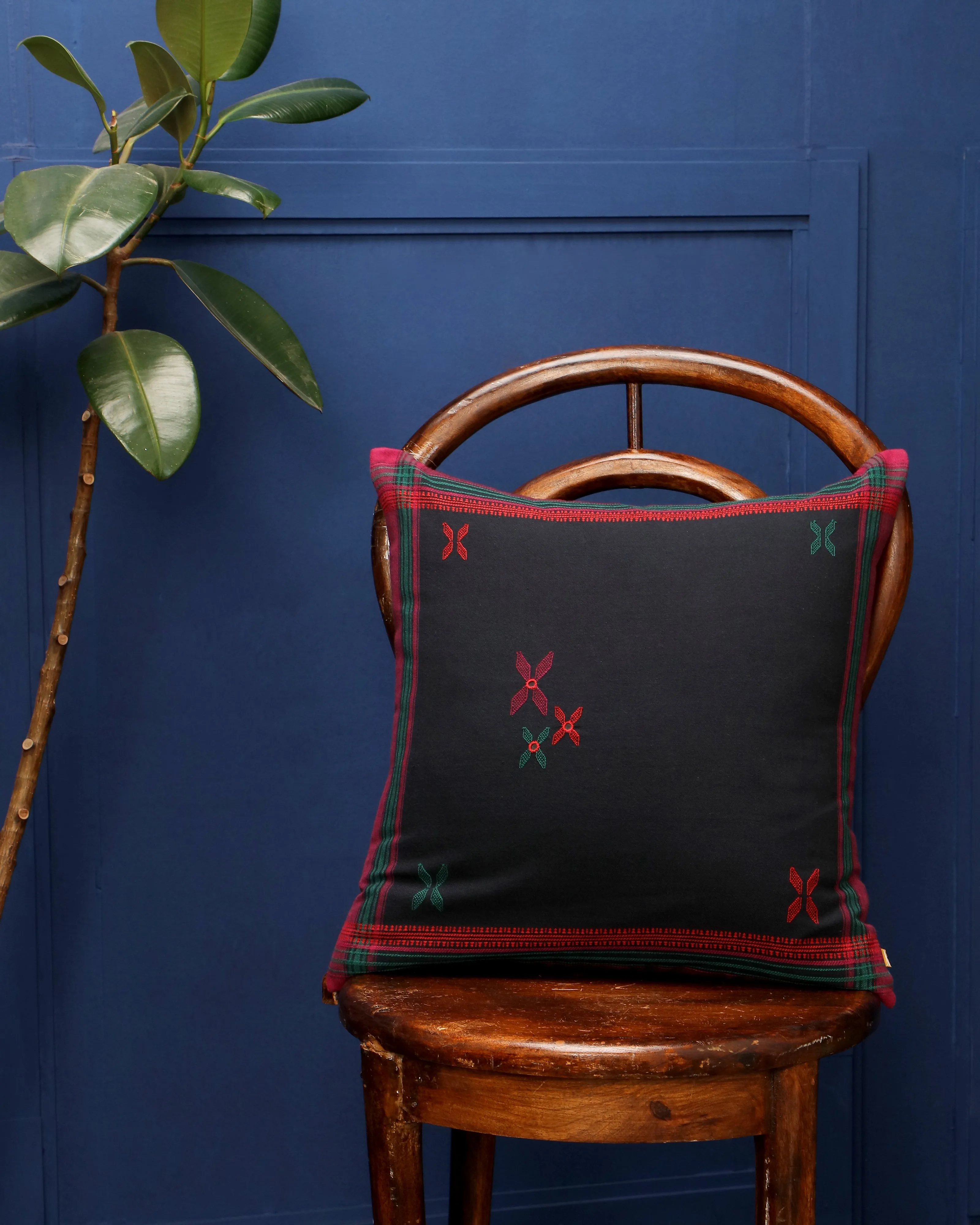 Alyssa Extra Weft Cotton Cushion Cover