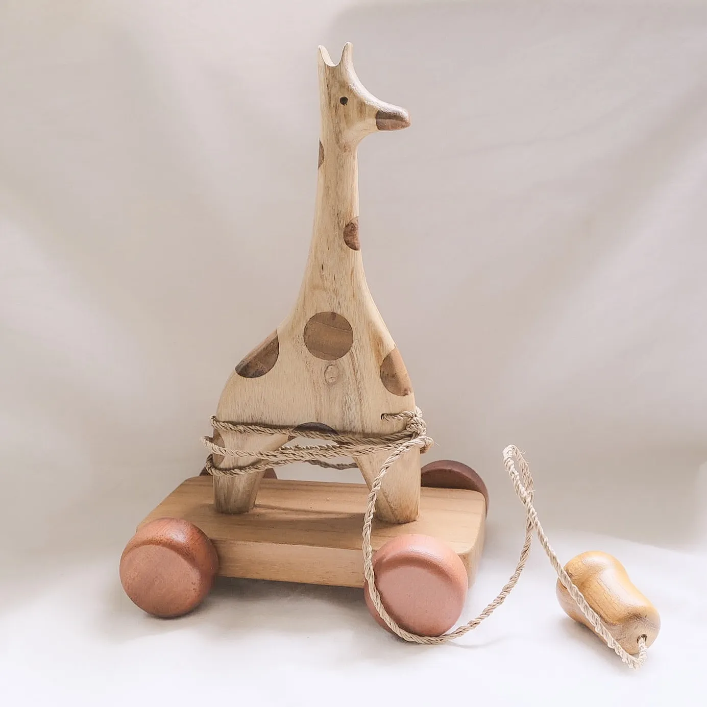 Giraffe Wooden Toys - Handcrafted Artisanal Playtime for Kids