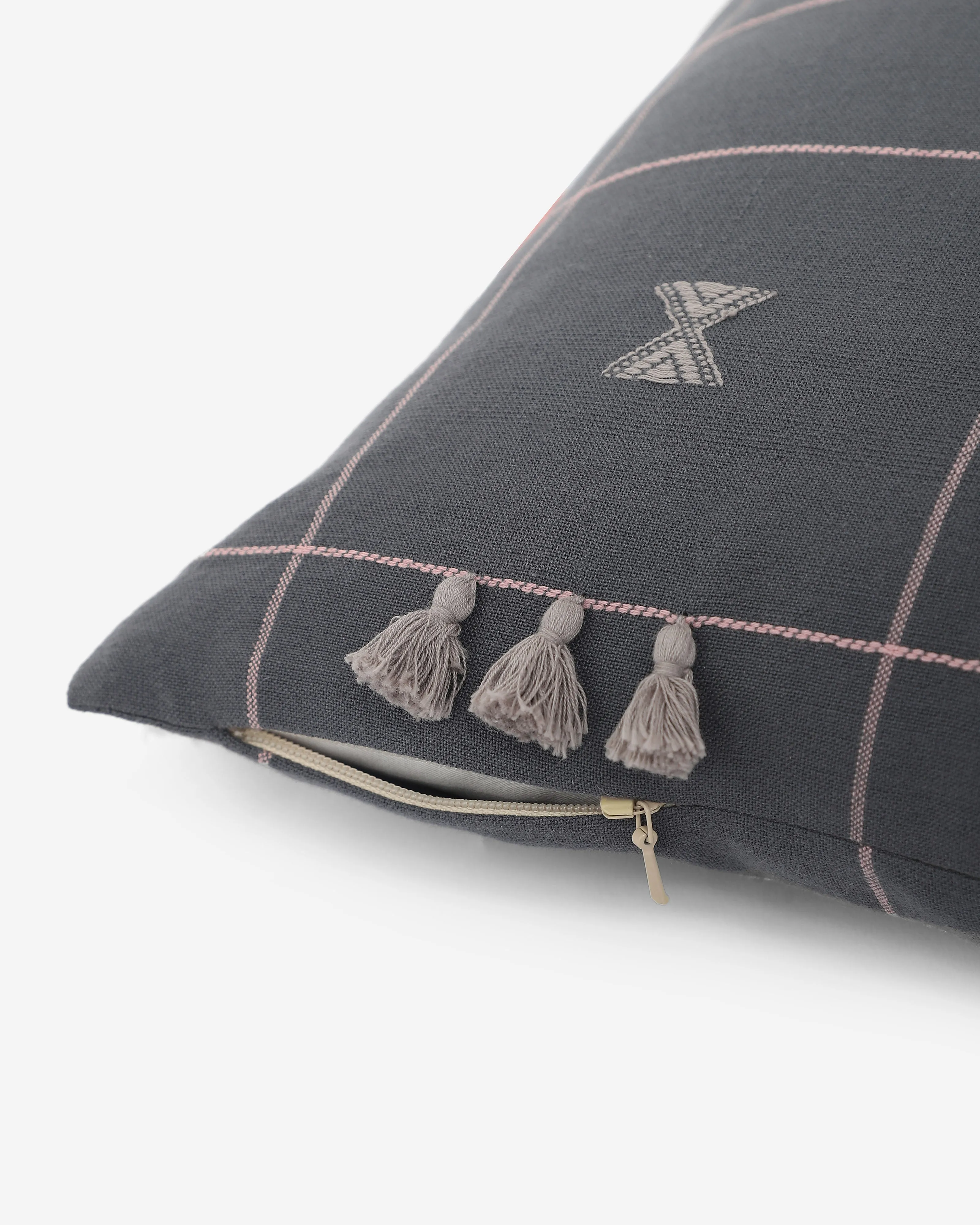 Mayil Extra Weft Cotton Cushion Cover