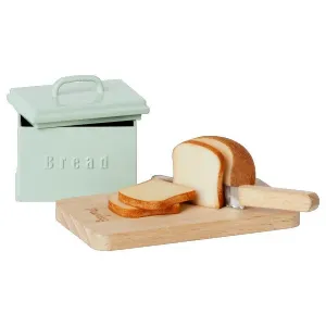 Miniature Bread Box w. Cutting Board   Knife