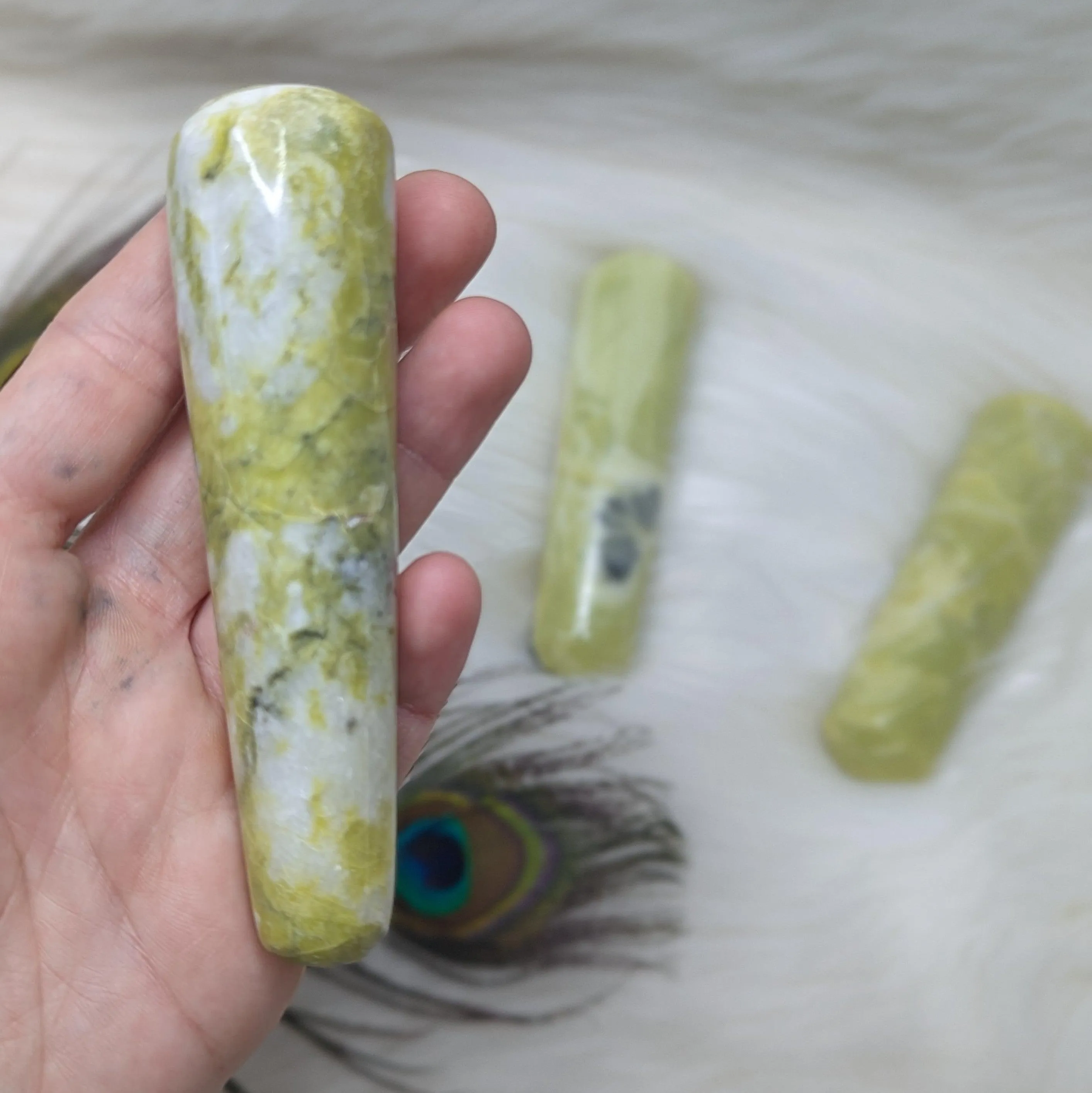 One Serpentine Wand Carving ~ IDEAL FOR MASSAGE!